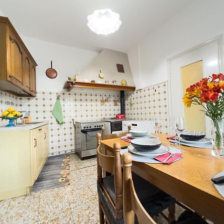 Sanremo Mare E Relax - Affittasi "Casa Illiade" Con Parcheggio Libero, Terrazza E Wi-Fi Apartment Ngoại thất bức ảnh
